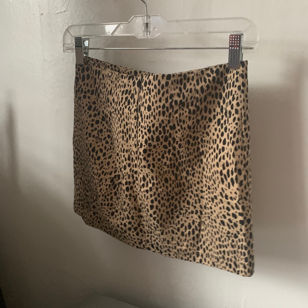 brandy melville cheetah print mini skirt
